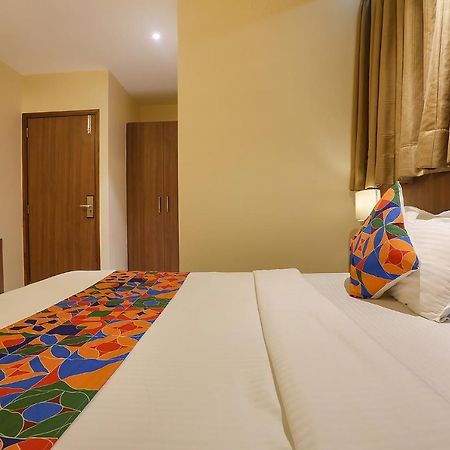 Fabhotel Royal International 孟买 外观 照片
