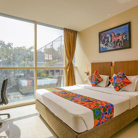 Fabhotel Royal International 孟买 外观 照片