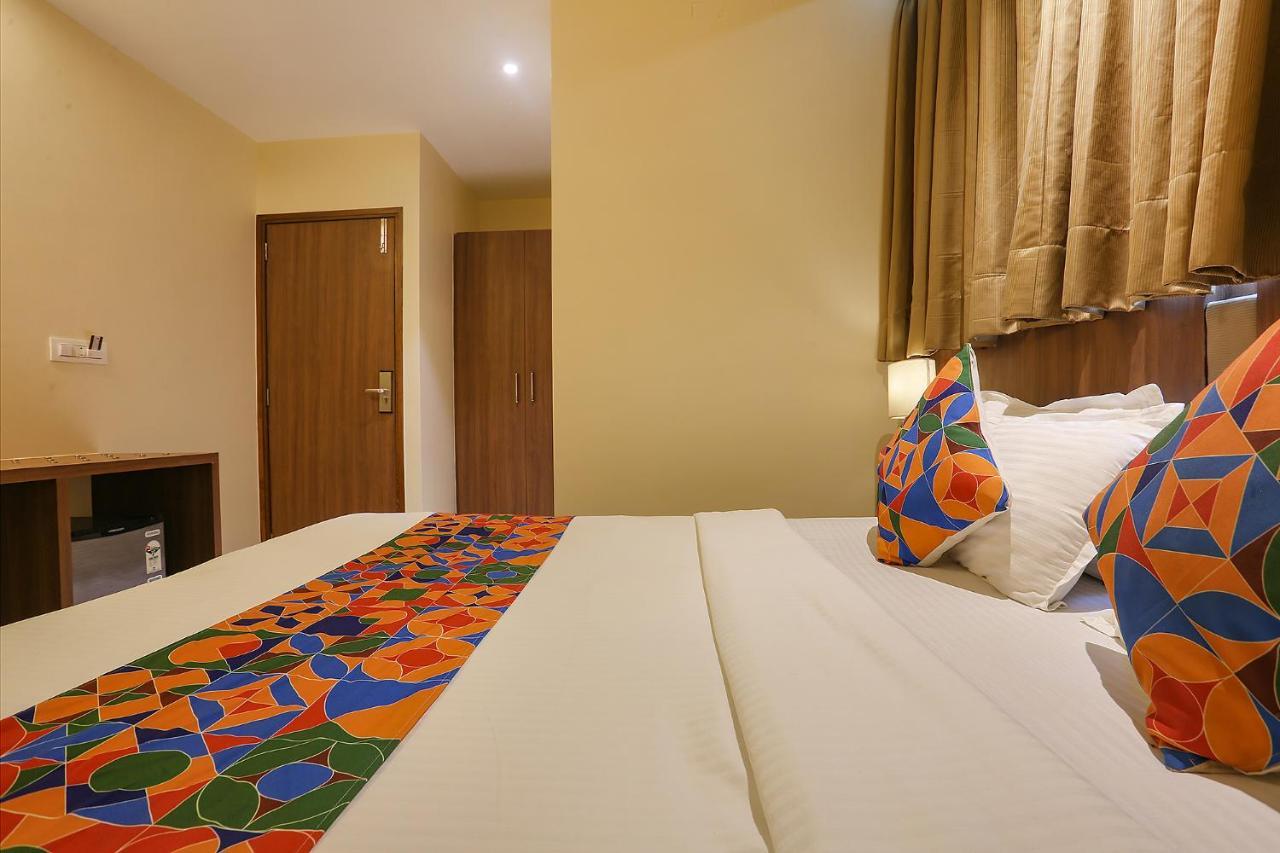 Fabhotel Royal International 孟买 外观 照片