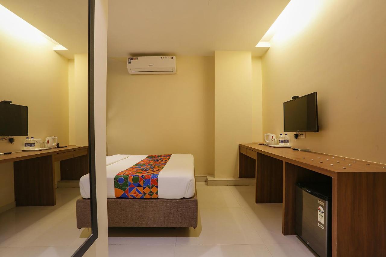 Fabhotel Royal International 孟买 外观 照片